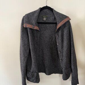 Eddie Bauer Cardigan w/Elbow Patches 52% Lambs Wool - Size Med